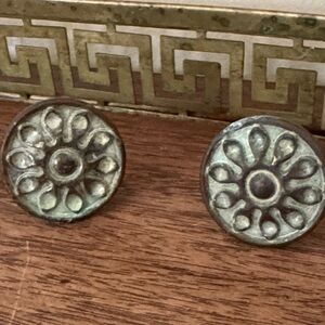 Vintage Floral Metal Knobs